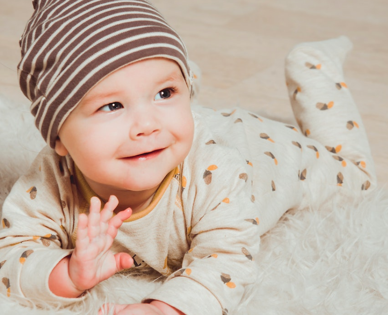 Schattige en Stijlvolle Keuze: Leuke Babykleding als Kraamcadeau